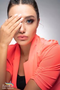 لنز آبی گیرا با دور مشکی  blue211 - Image 3