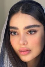 لنز رنگی سبز تیره claragreen